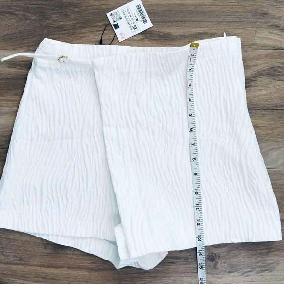 ZARA WRAP FRONT SKORT - Picture 7 of 12
